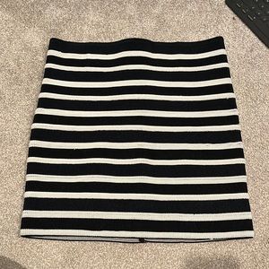 Black & white Pencil Skirt from H&M